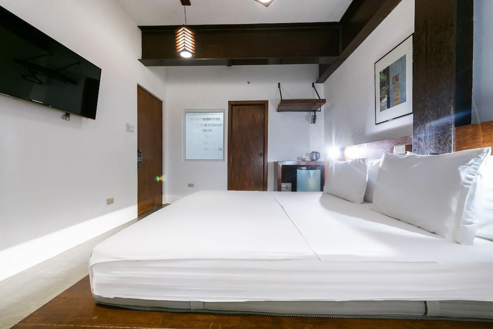 Element Boutique Hotel Makati City