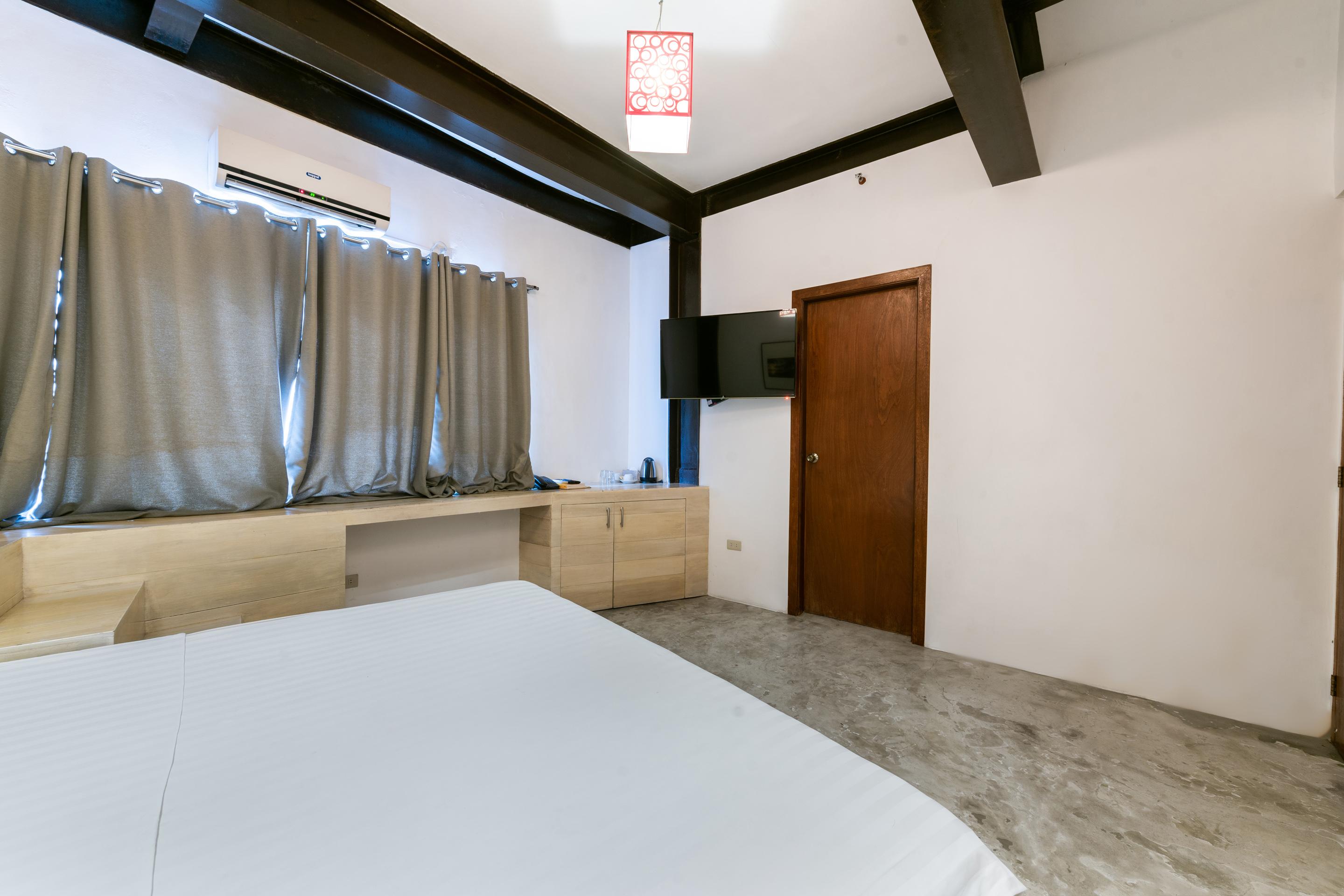 Hotel Element Boutique 3*