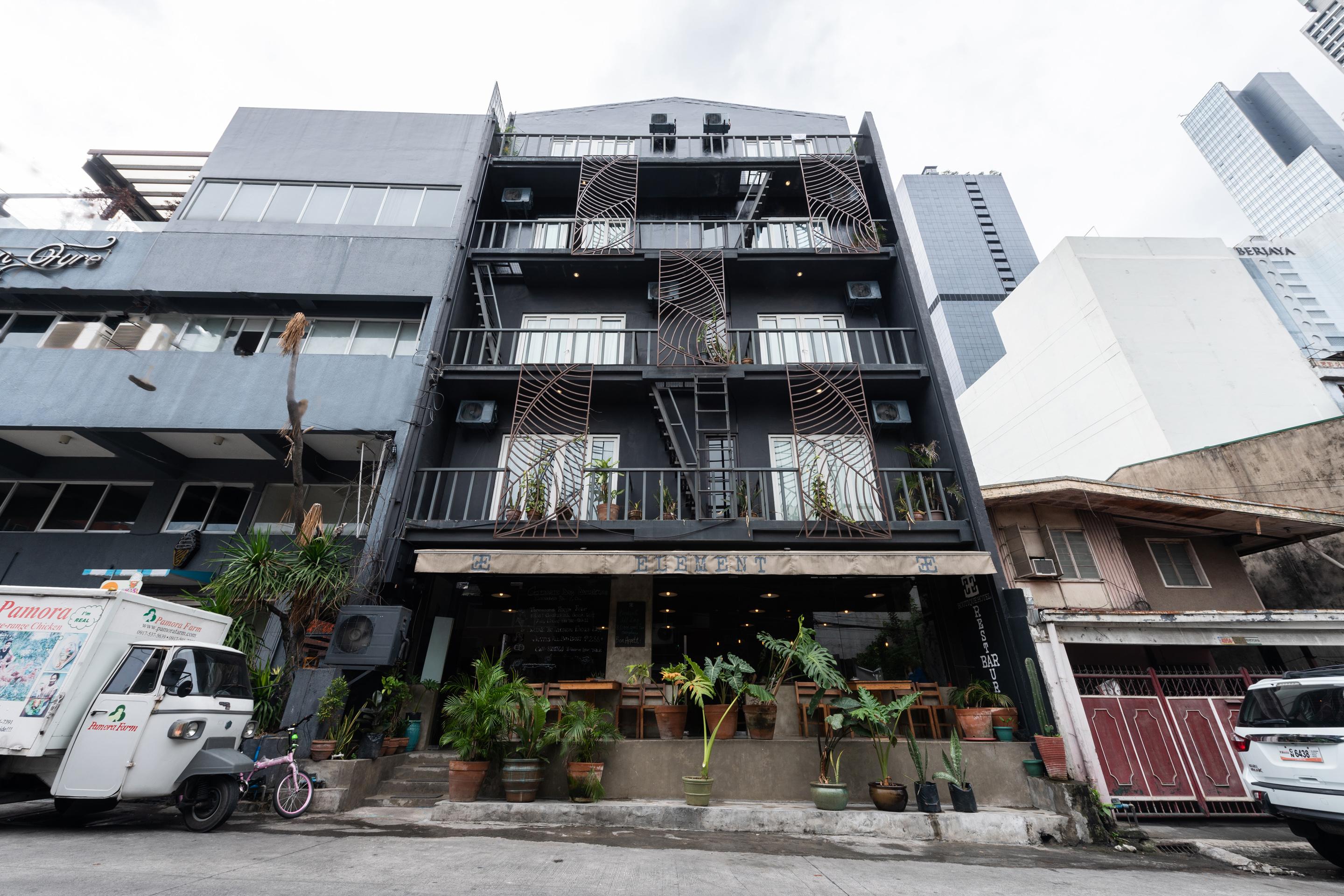 Hotel Element Boutique 3*